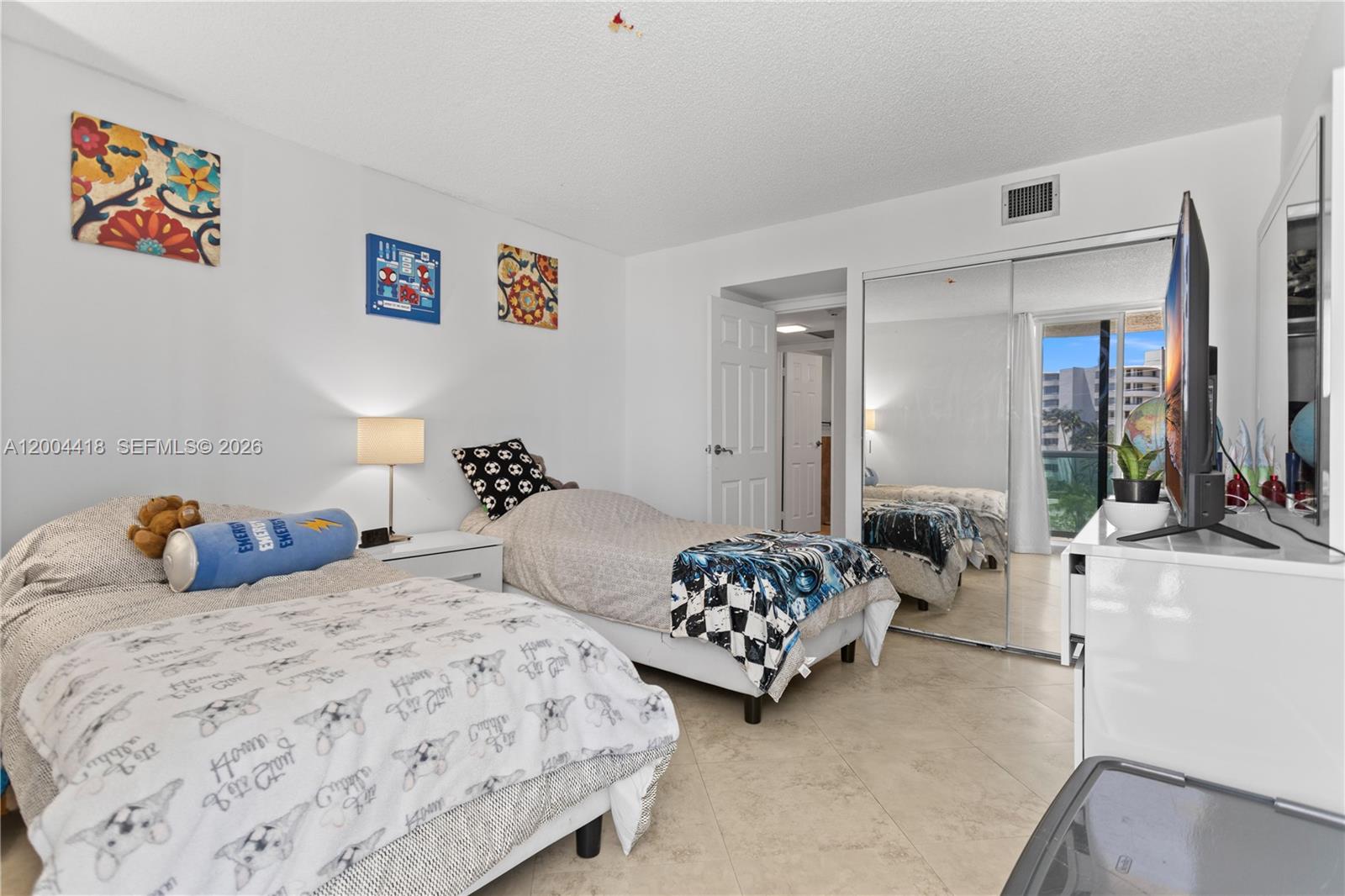 307 2 / 2 1357 sq. ft. $ 2026-04-21 0 Photo