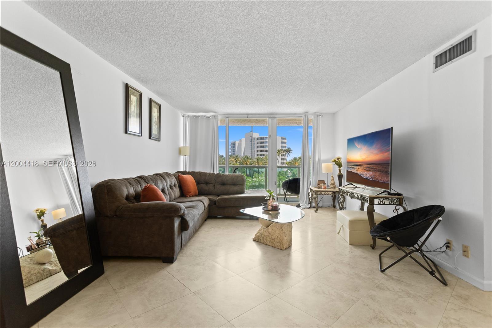 307 2 / 2 1357 sq. ft. $ 2026-04-21 0 Photo