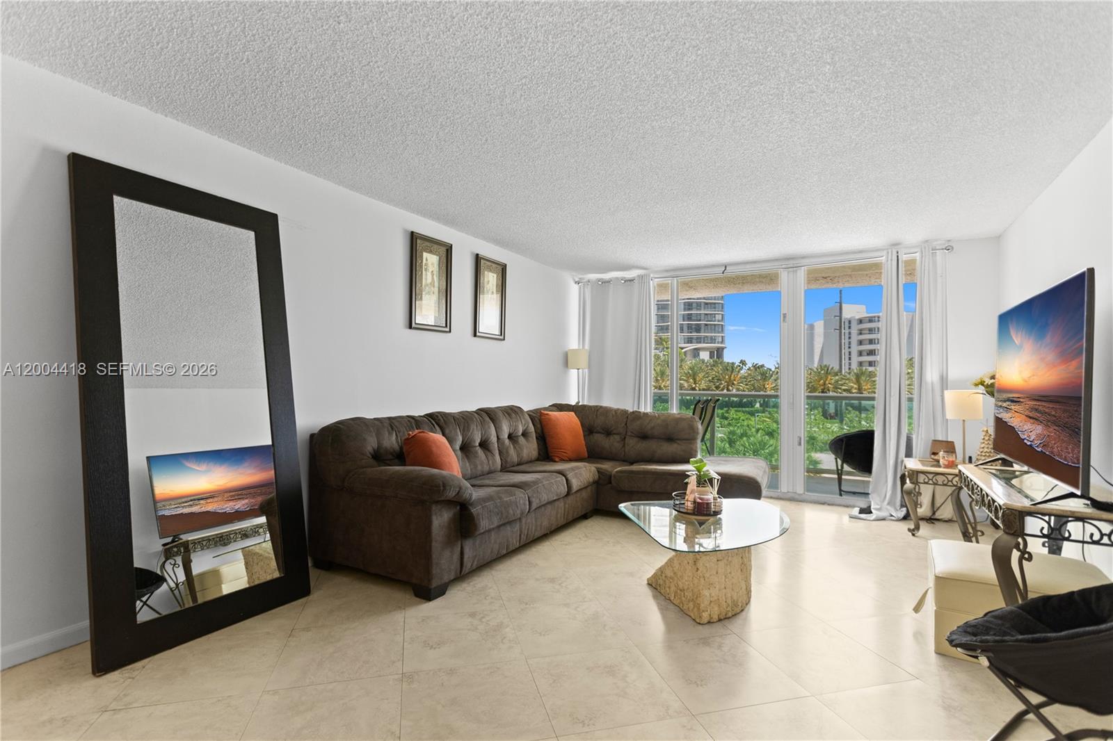 307 2 / 2 1357 sq. ft. $ 2026-04-21 0 Photo