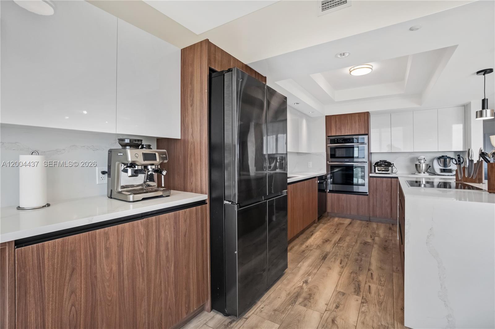 See details 2802 4 / 5 3080 sq. ft. $ 2026-04-20 0 Photo