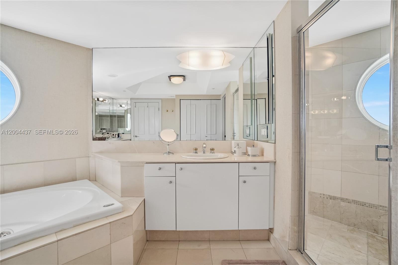 See details 2802 4 / 5 3080 sq. ft. $ 2026-04-20 0 Photo