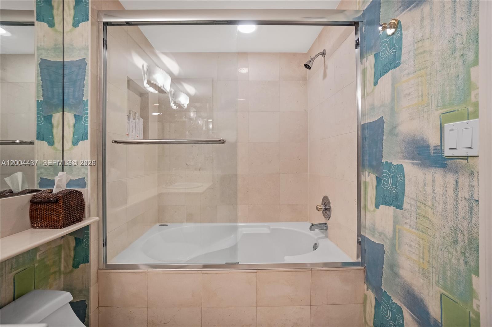 See details 2802 4 / 5 3080 sq. ft. $ 2026-04-20 0 Photo