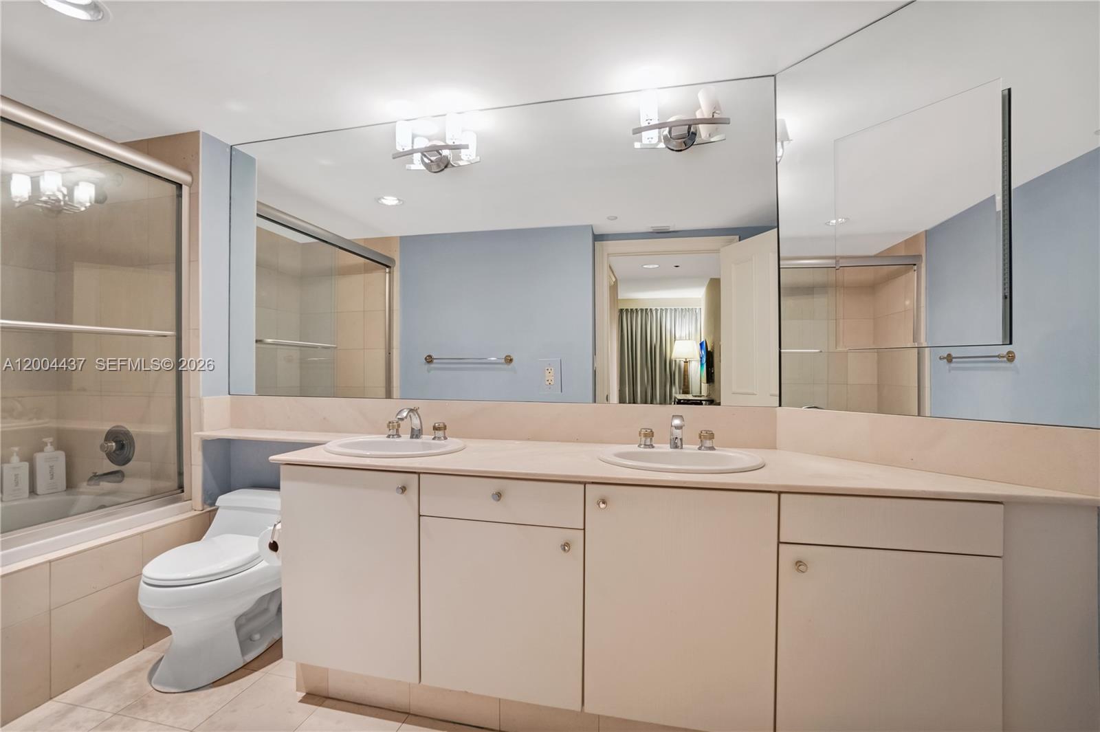 See details 2802 4 / 5 3080 sq. ft. $ 2026-04-20 0 Photo
