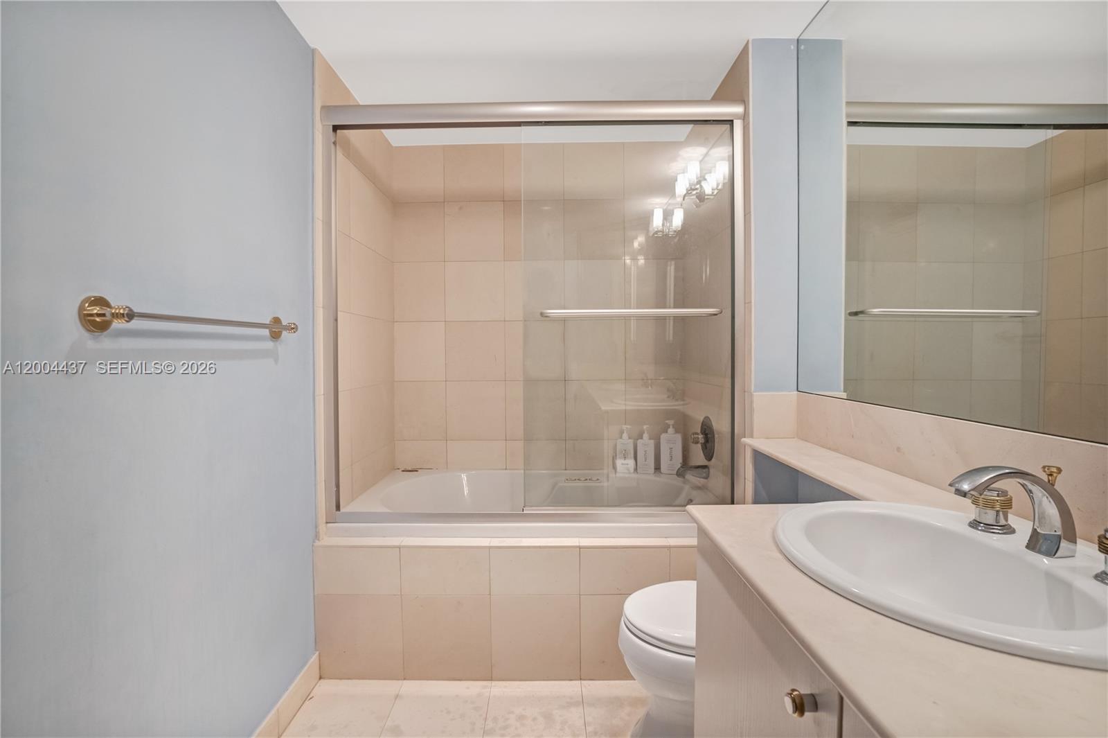 See details 2802 4 / 5 3080 sq. ft. $ 2026-04-20 0 Photo