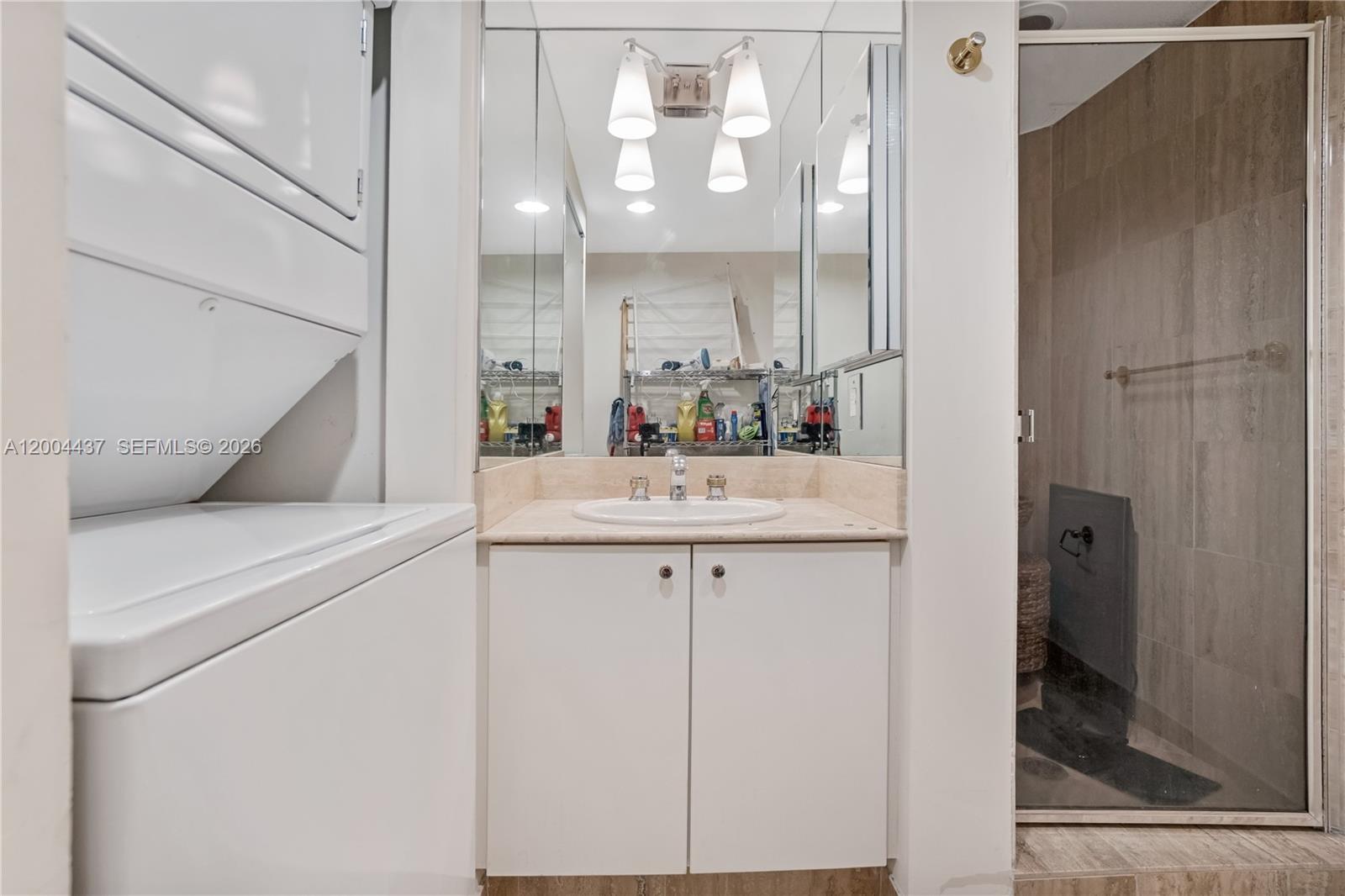 See details 2802 4 / 5 3080 sq. ft. $ 2026-04-20 0 Photo