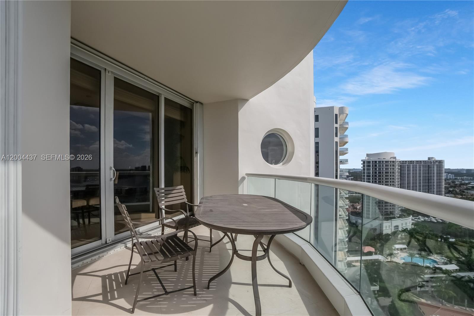 See details 2802 4 / 5 3080 sq. ft. $ 2026-04-20 0 Photo
