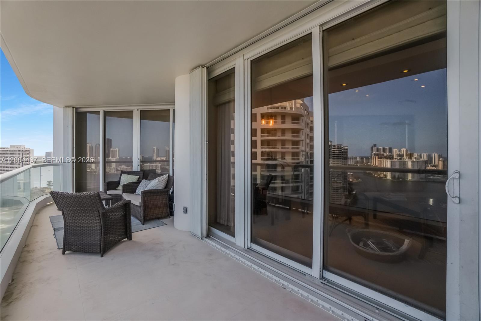 See details 2802 4 / 5 3080 sq. ft. $ 2026-04-20 0 Photo