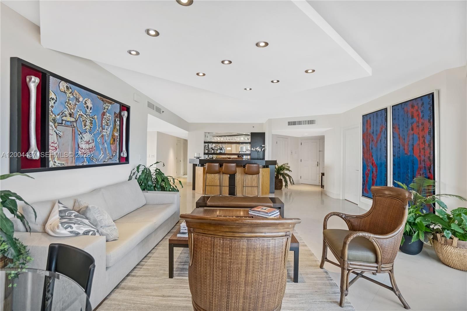 See details 2802 4 / 5 3080 sq. ft. $ 2026-04-20 0 Photo