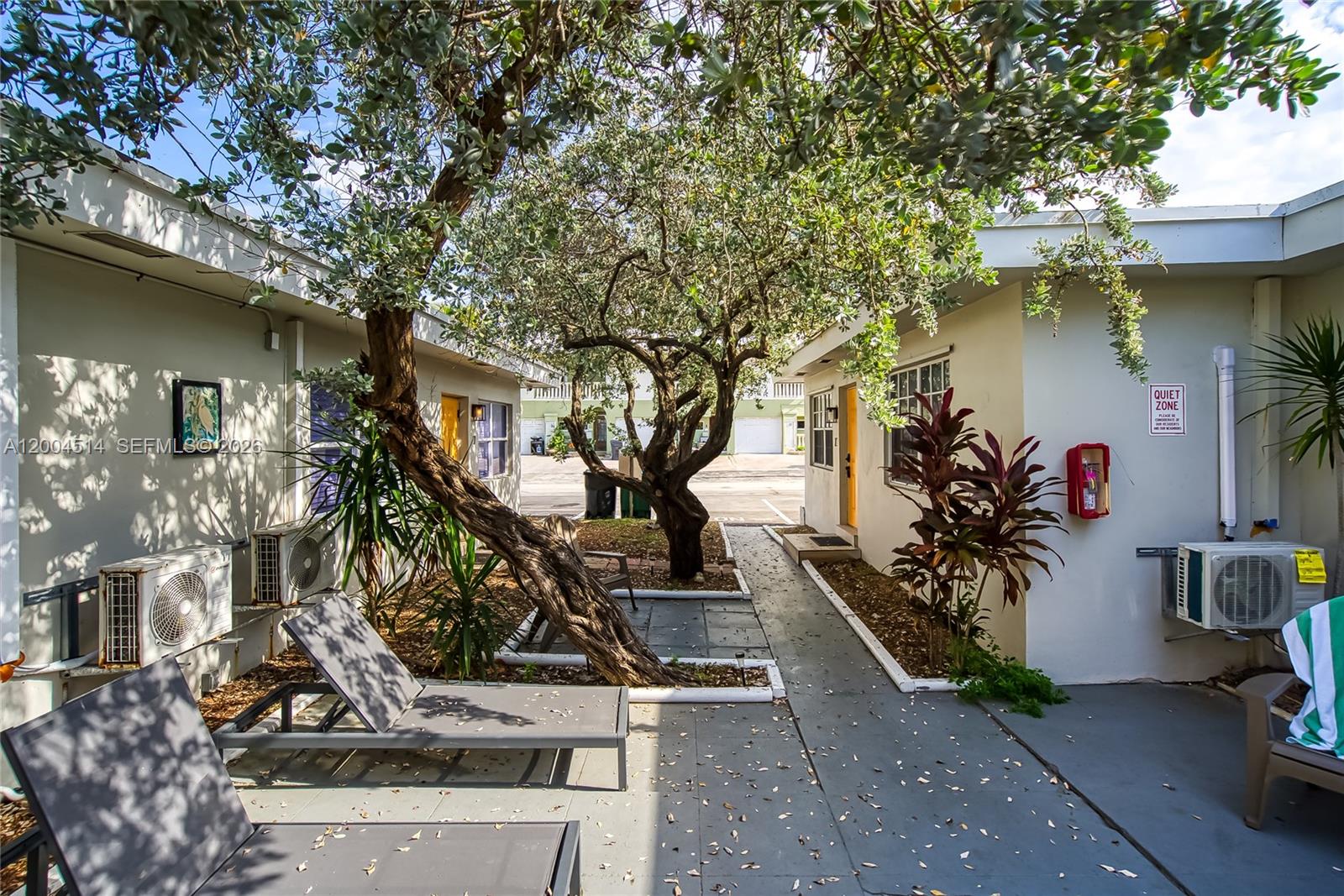   /   sq. ft. $ 2026-04-20 0 Photo