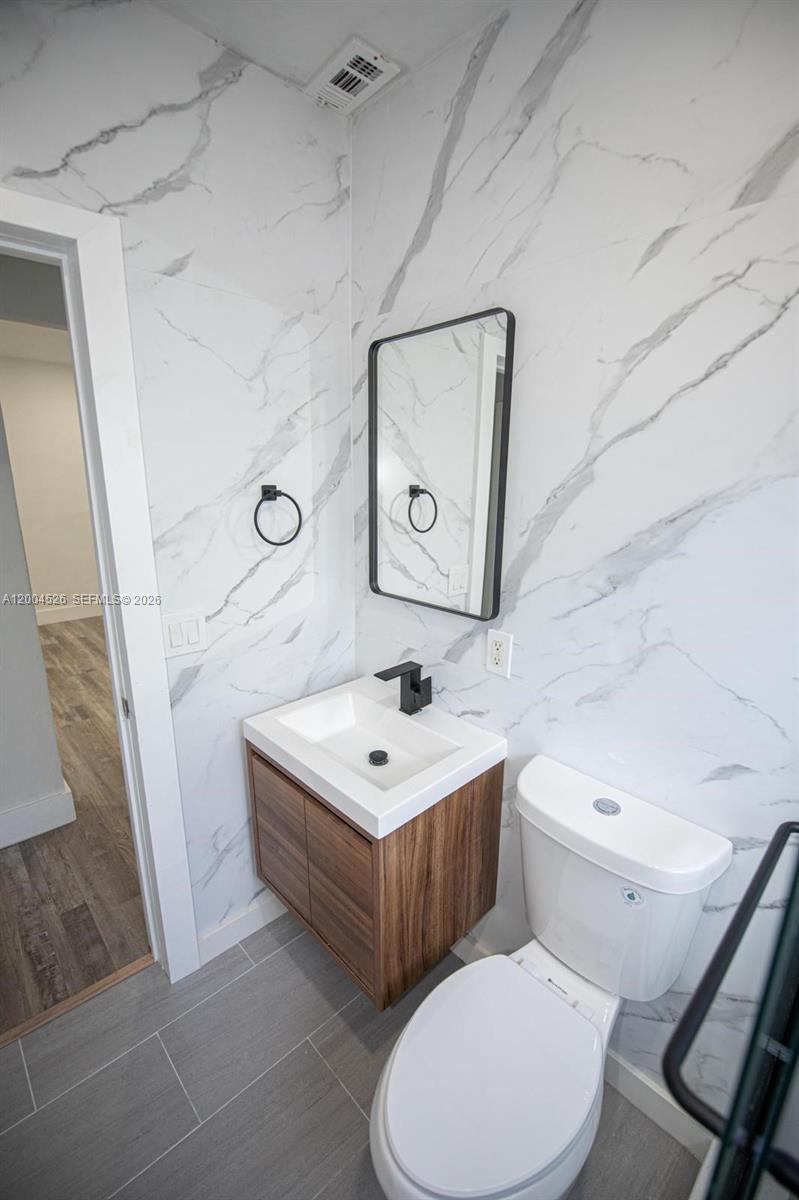   /  1850 sq. ft. $ 2026-04-20 0 Photo