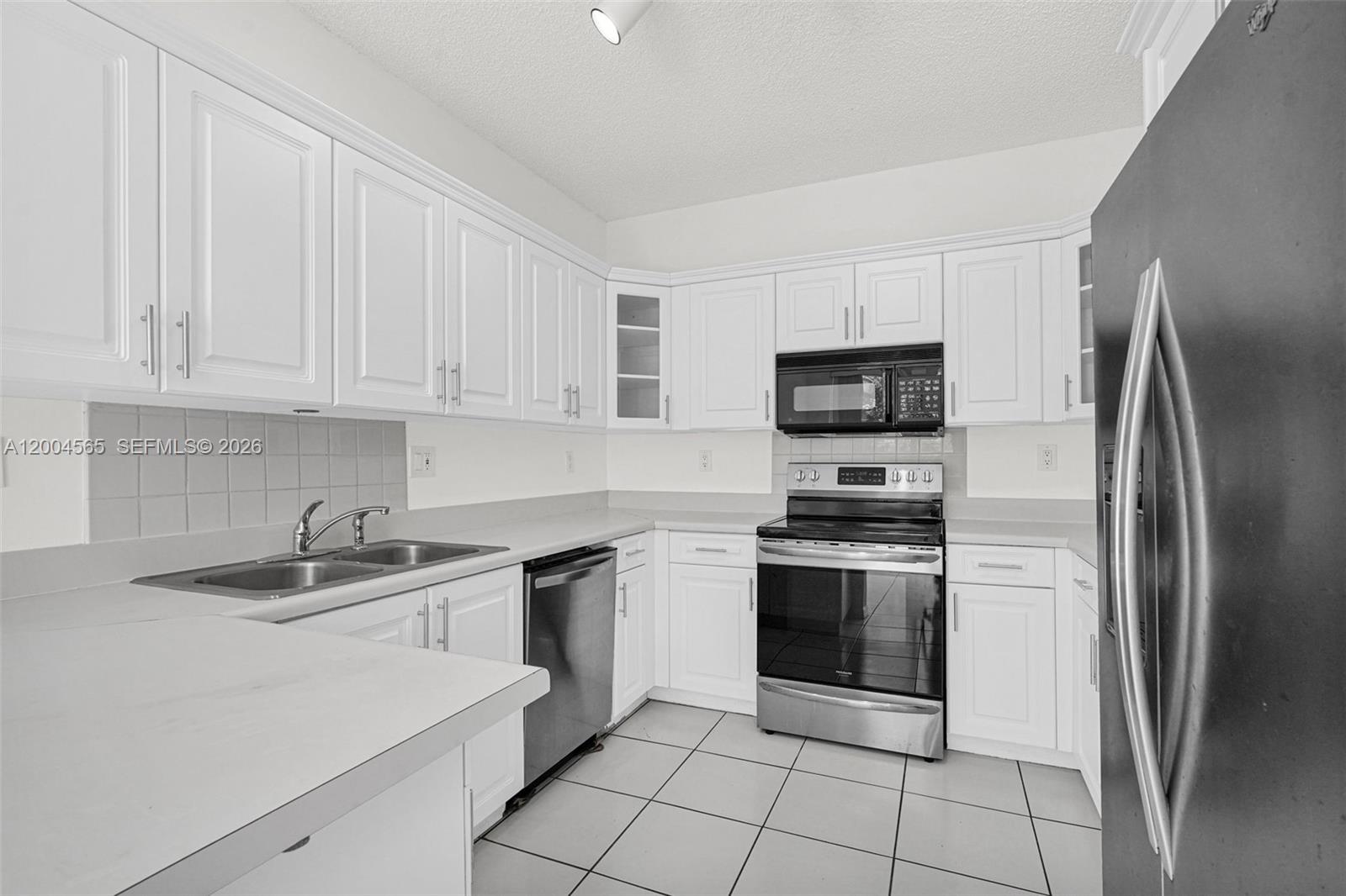 Photo of   , Hollywood, Florida, 33019 - 