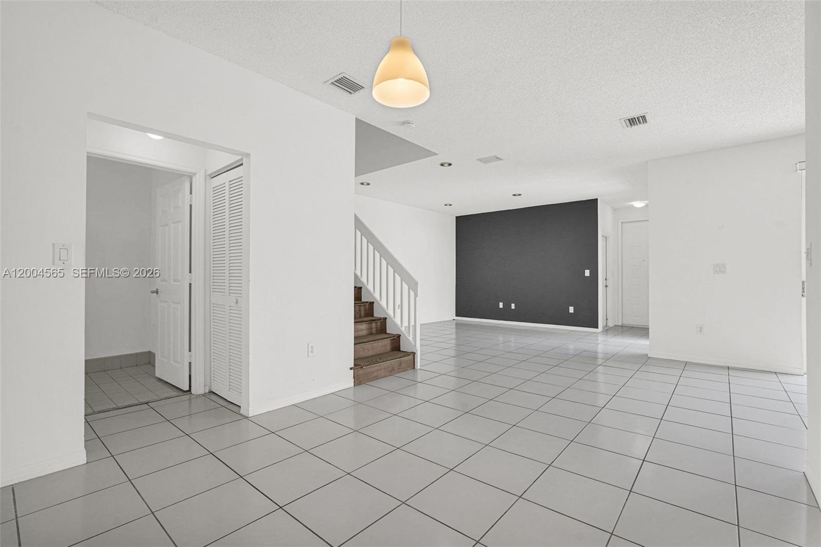 Photo of   , Hollywood, Florida, 33019 - 