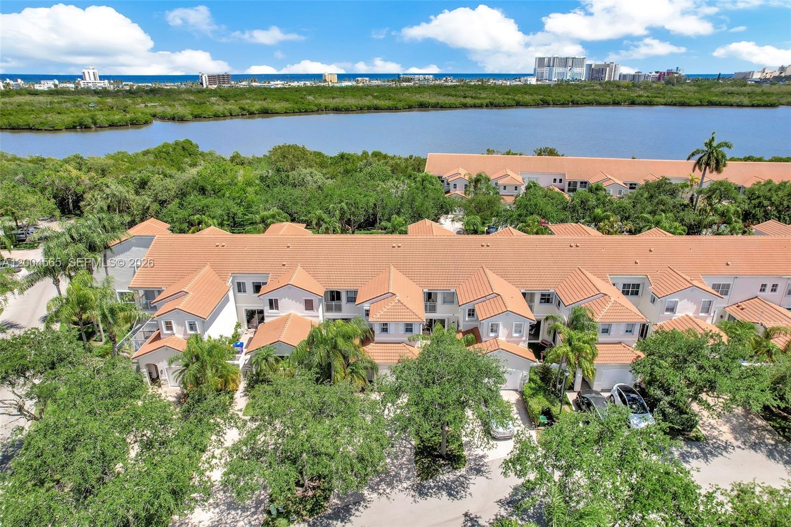 Photo of   , Hollywood, Florida, 33019 - 