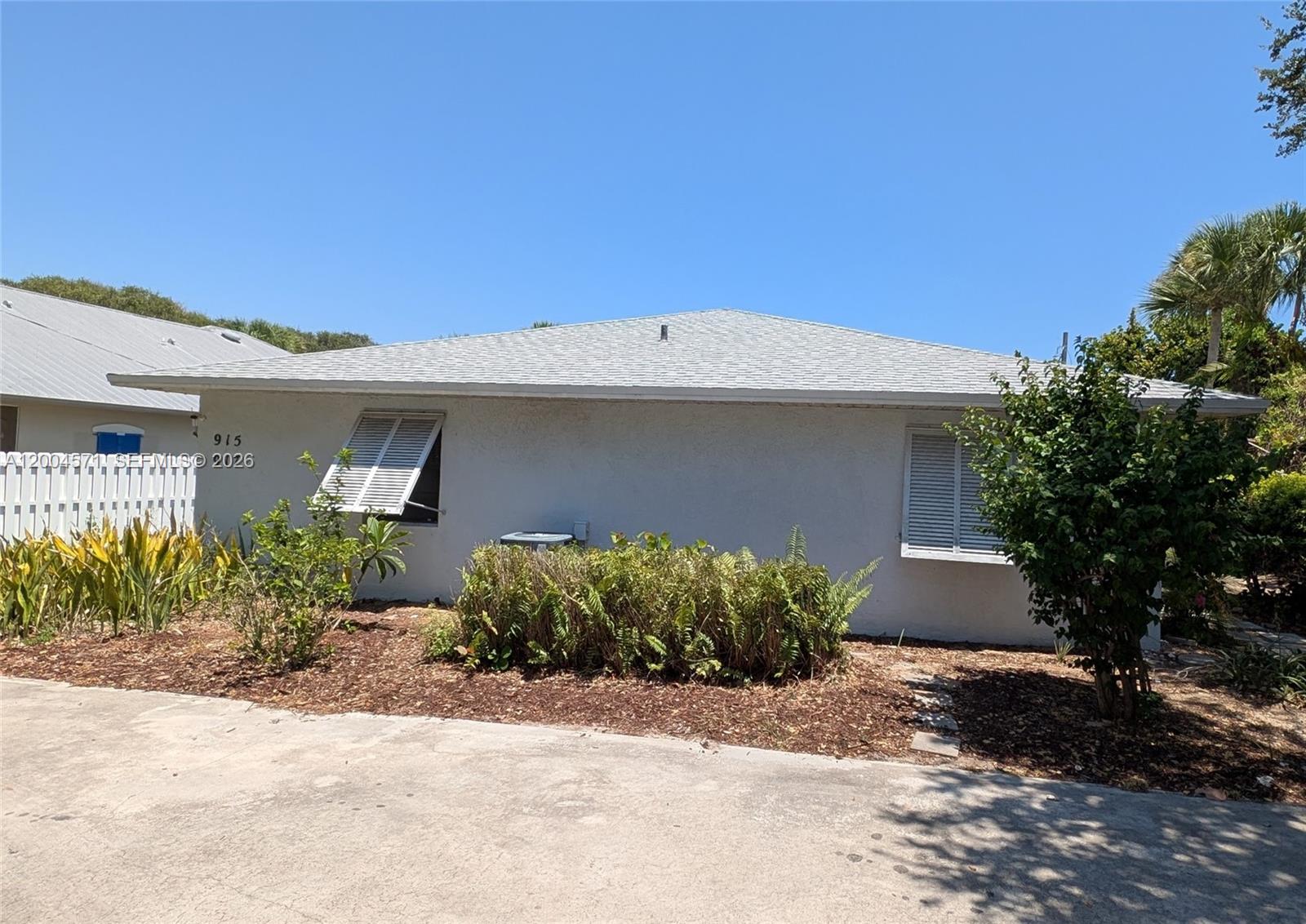   /  2400 sq. ft. $ 2026-04-20 0 foto