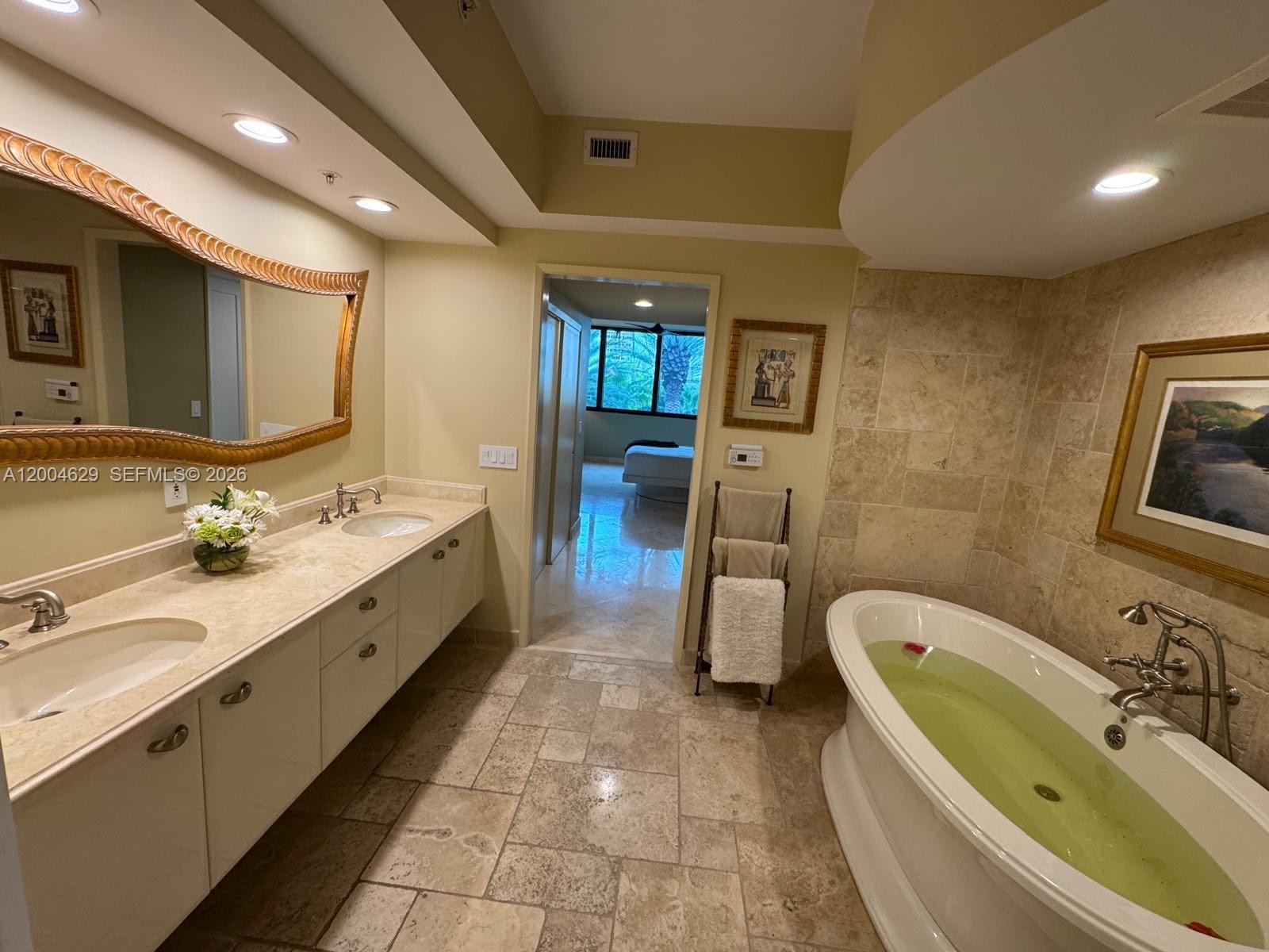 304 1 / 2 1113 sq. ft. $ 2026-04-20 0 Photo