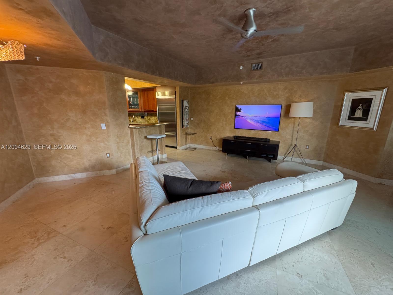 304 1 / 2 1113 sq. ft. $ 2026-04-20 0 Photo