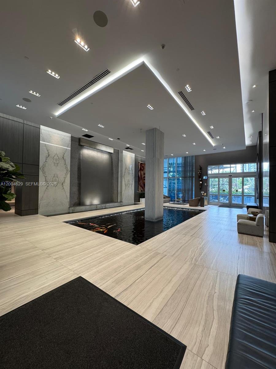 304 1 / 2 1113 sq. ft. $ 2026-04-20 0 Photo