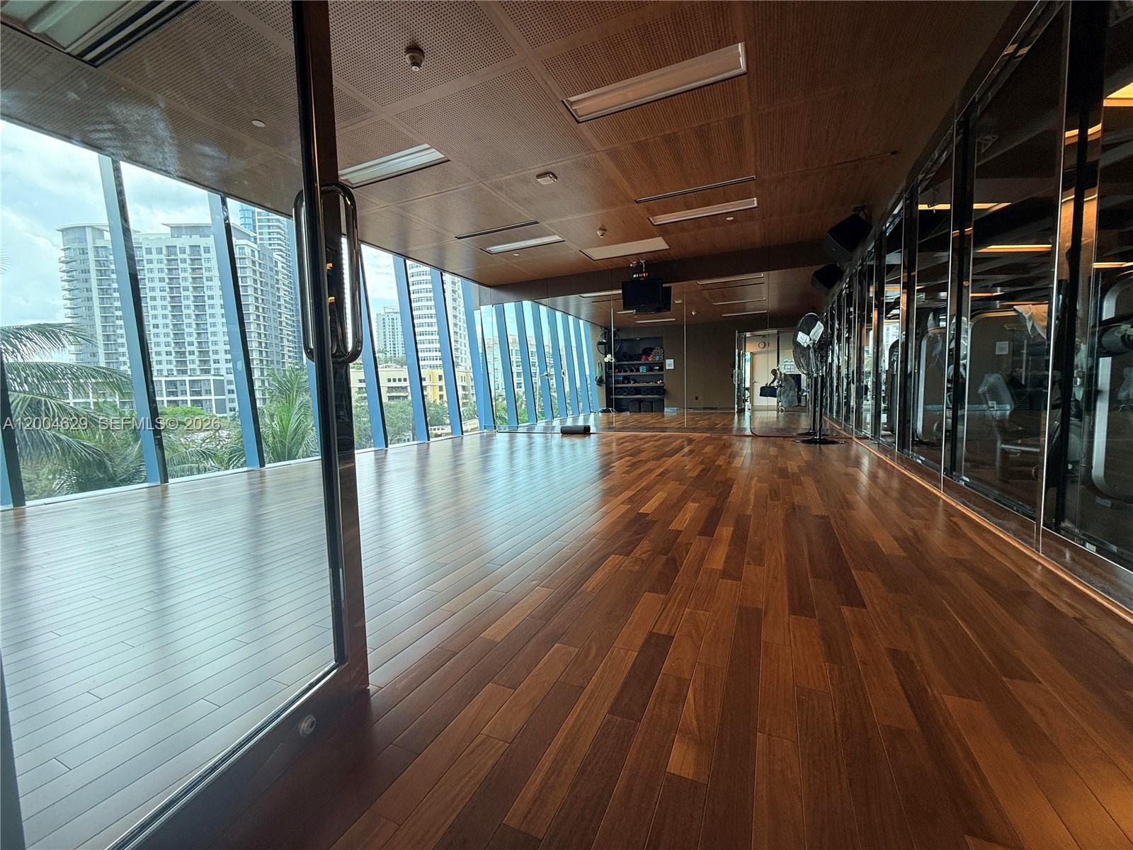 304 1 / 2 1113 sq. ft. $ 2026-04-20 0 Photo