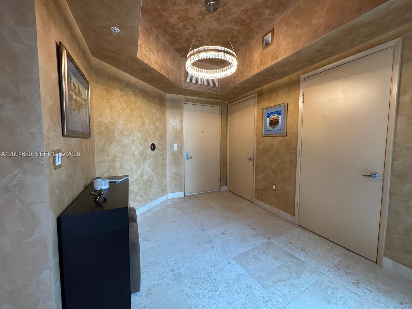 304 1 / 2 1113 sq. ft. $ 2026-04-20 0 Photo