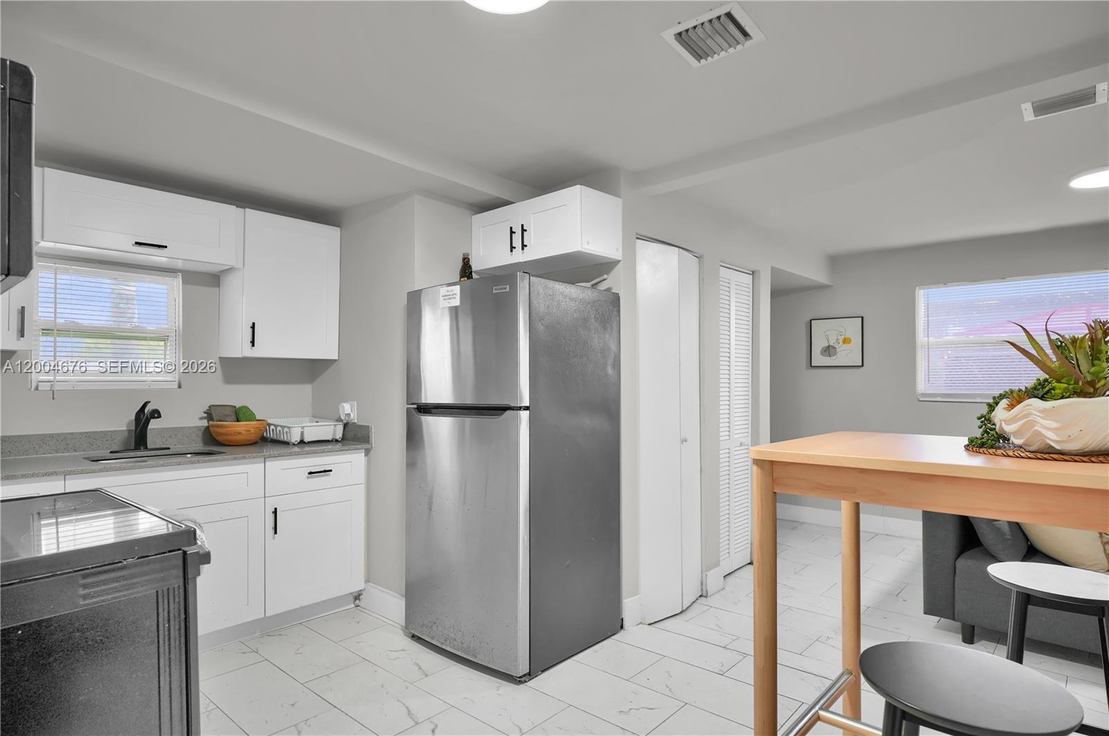   /  1557 sq. ft. $ 2026-04-20 0 Photo