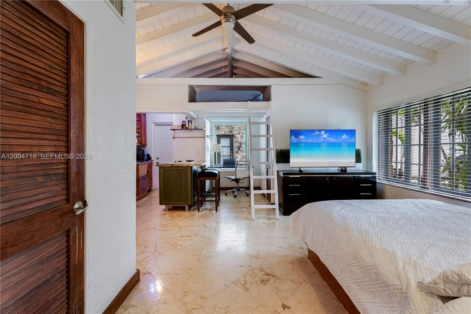   /  2736 sq. ft. $ 2026-04-20 0 Photo