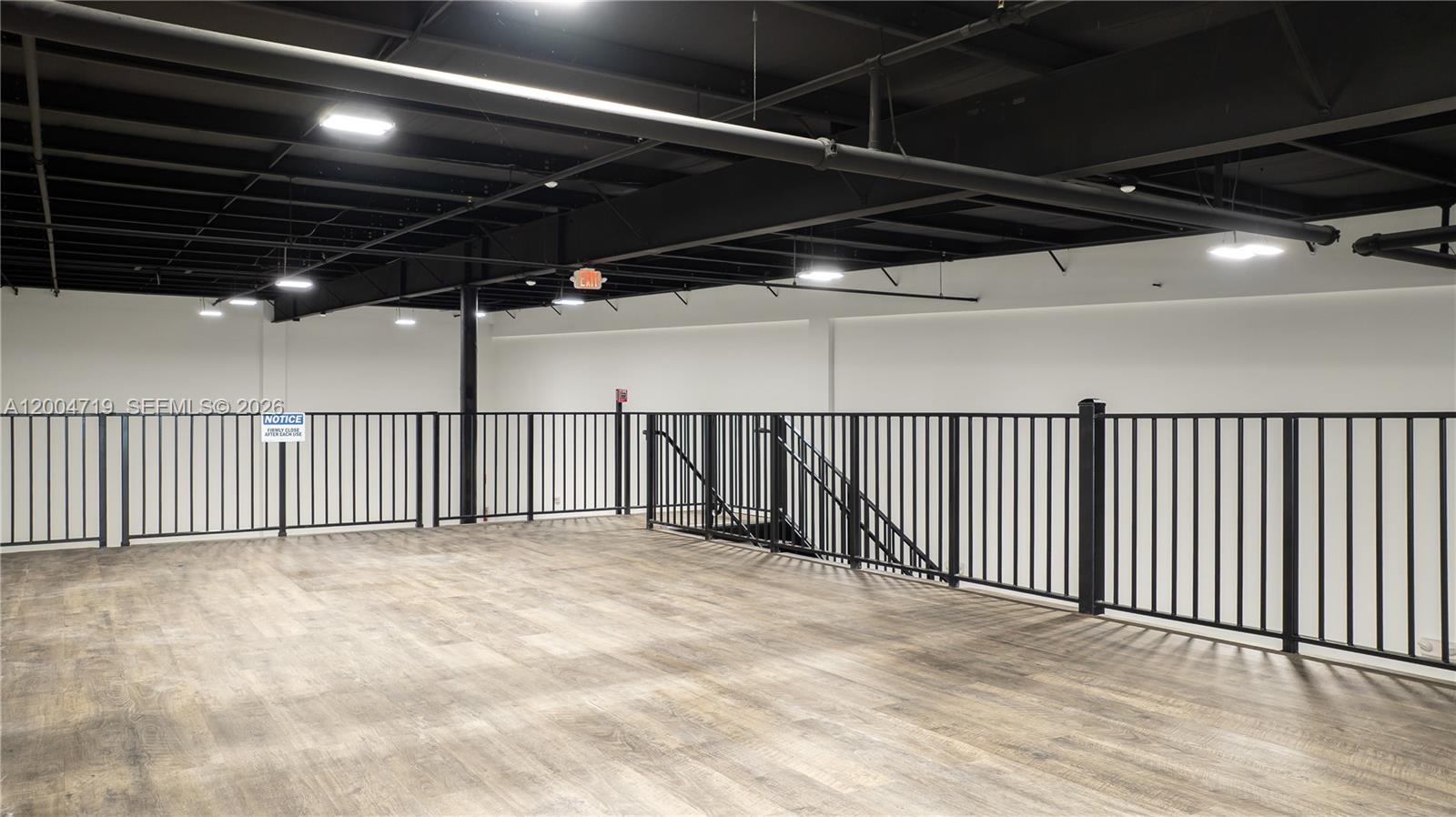 6  /   sq. ft. $ 2026-04-20 0 Photo
