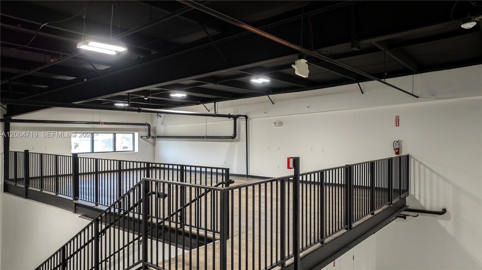 6  /   sq. ft. $ 2026-04-20 0 Photo