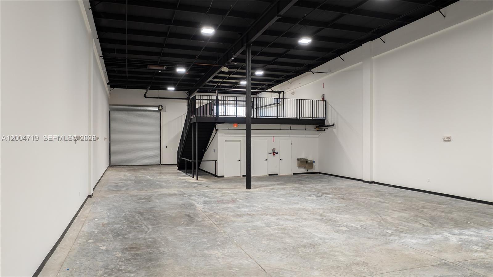 6  /   sq. ft. $ 2026-04-20 0 Photo