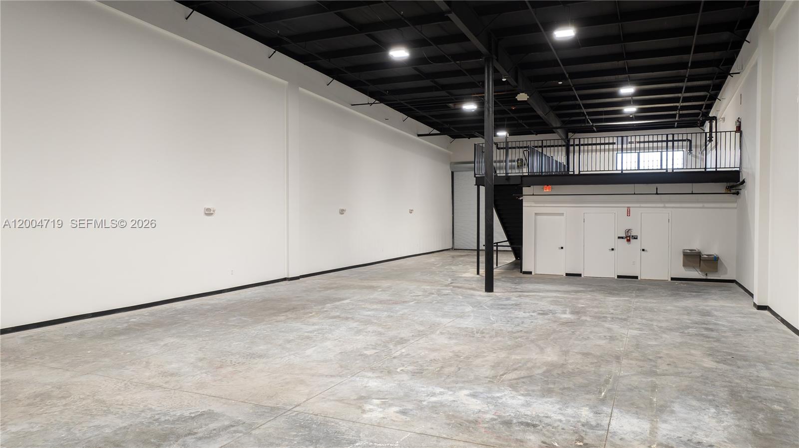 6  /   sq. ft. $ 2026-04-20 0 Photo