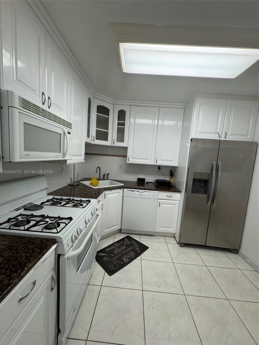 Photo of 2030 Ocean Dr  #403, Hallandale Beach, Florida, 33009 - 