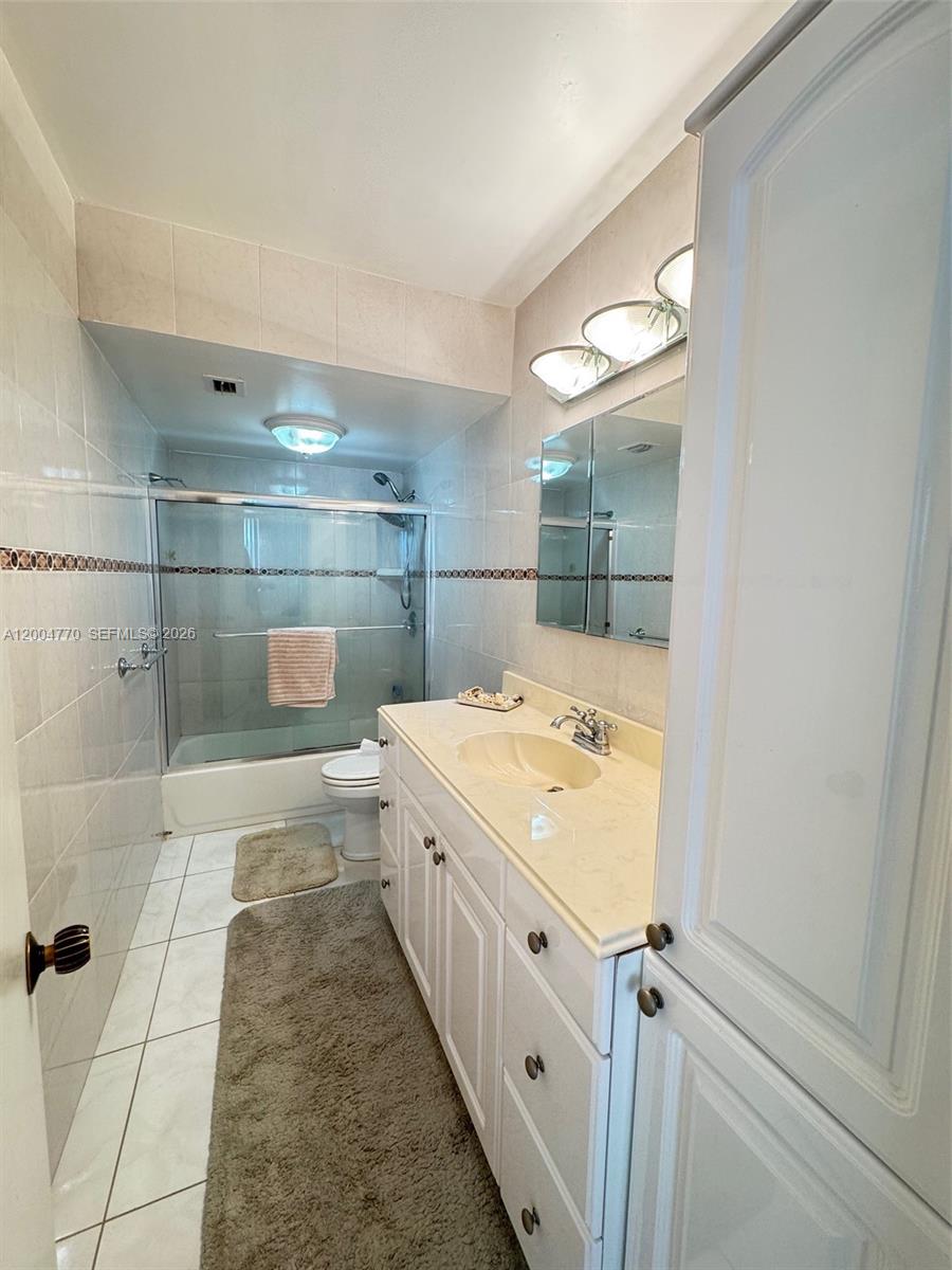 Photo of 2030 Ocean Dr  #403, Hallandale Beach, Florida, 33009 - 