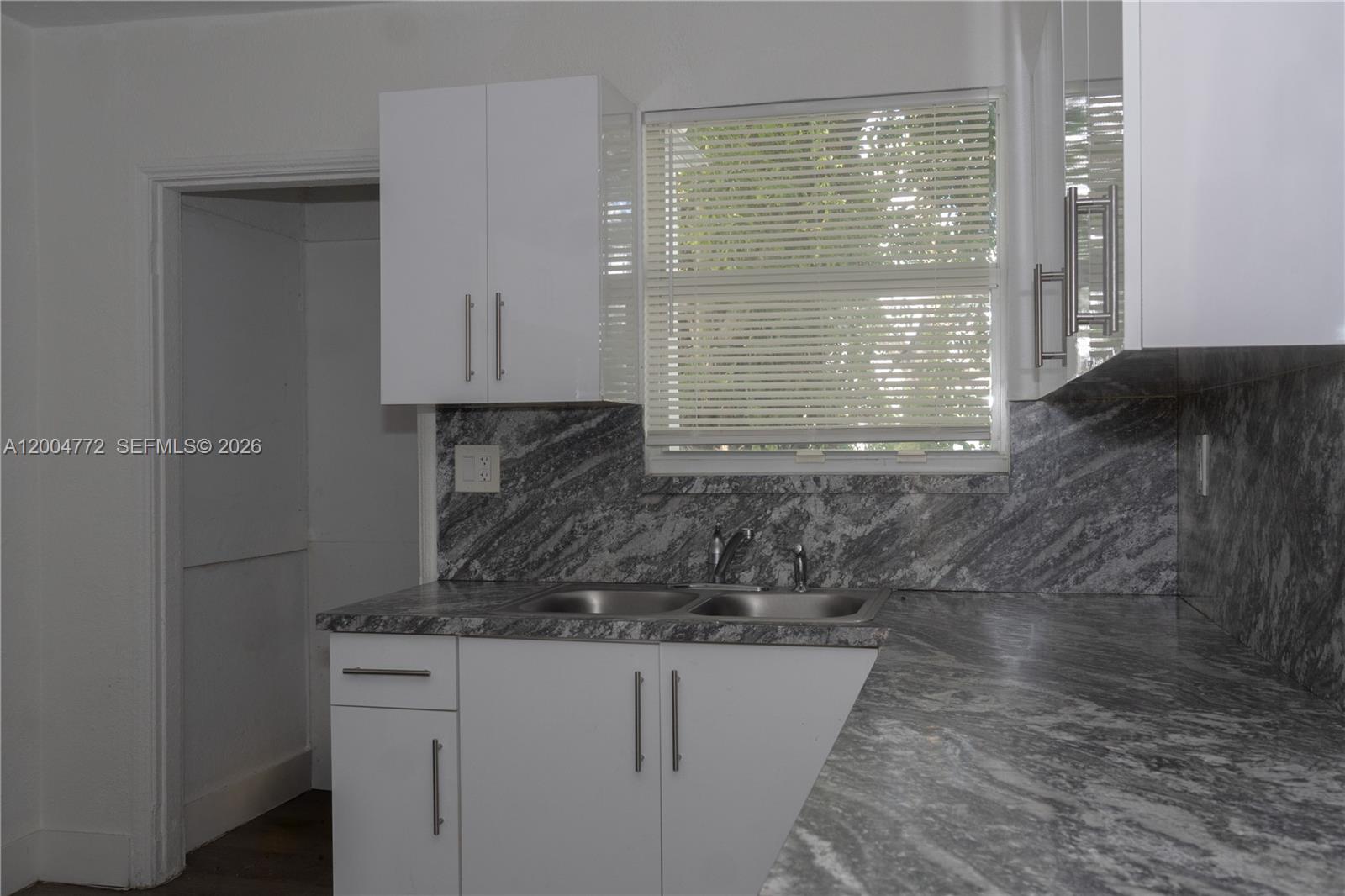   /  1926 sq. ft. $ 2026-04-21 0 Photo