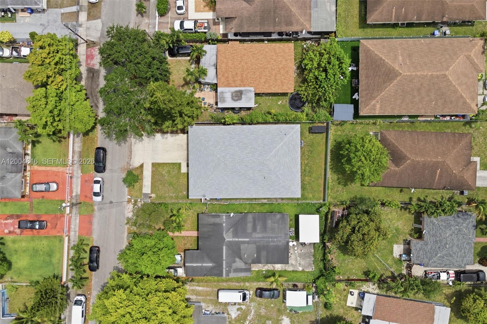Ver detalles 5628 3 / 2 1798 sq. ft. $ 2026-05-21 0 foto
