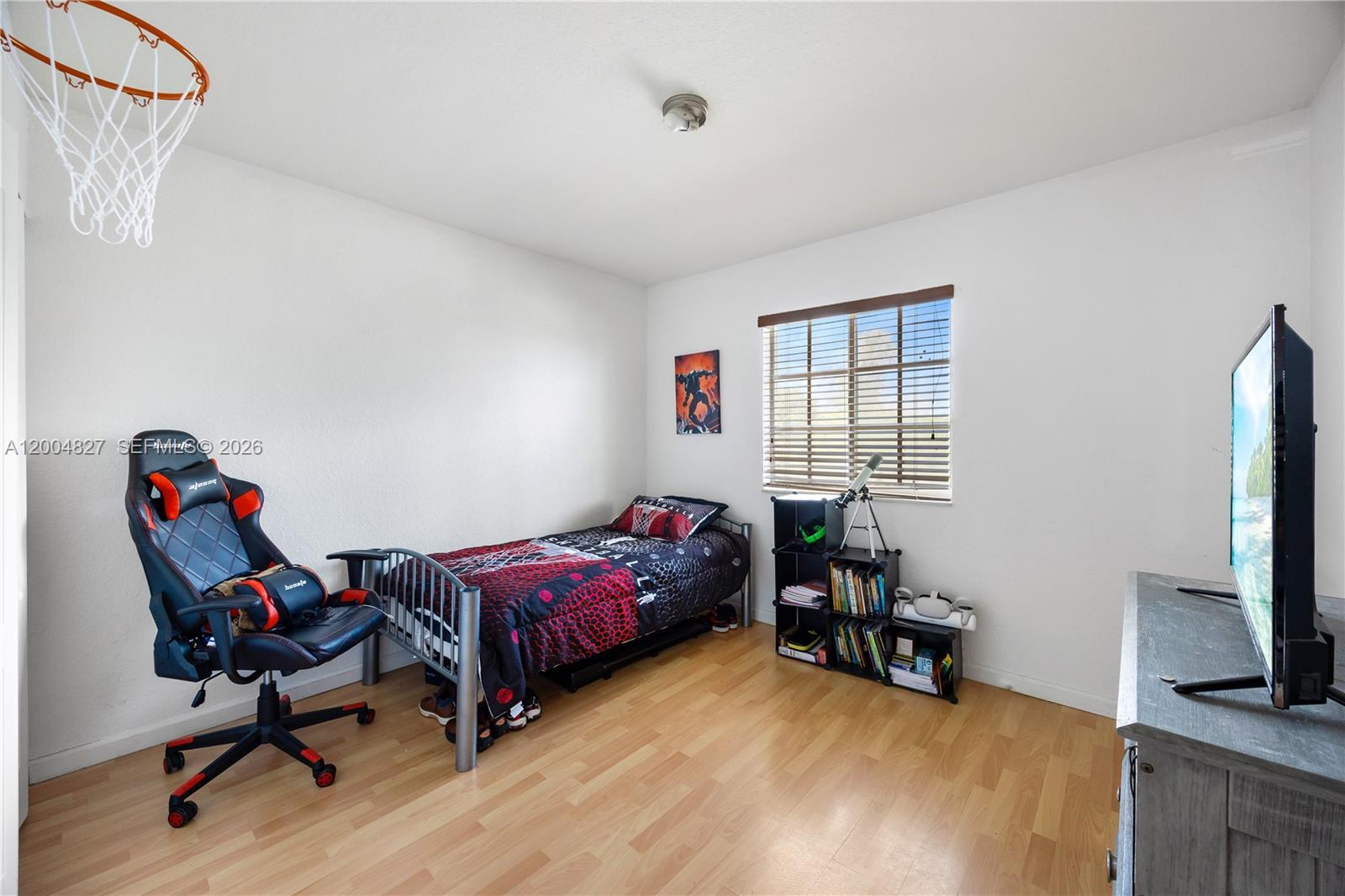 14254 4 / 3 1850 sq. ft. $ 2026-04-21 0 Photo