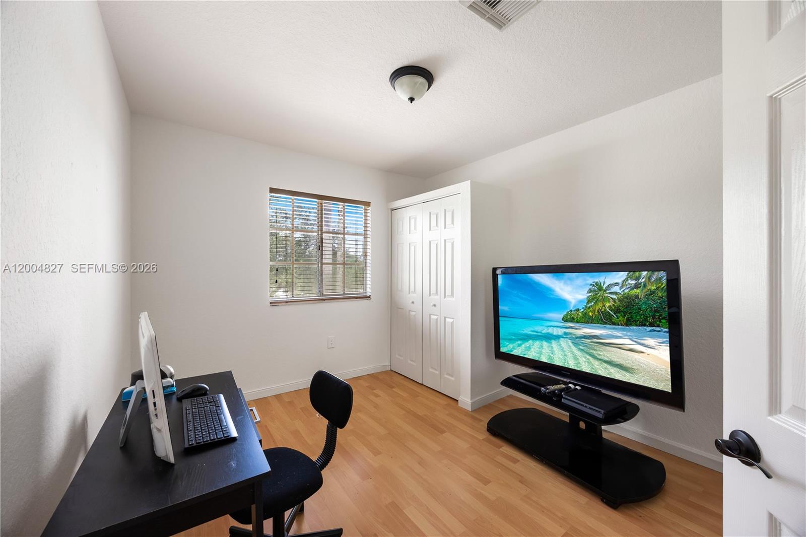 14254 4 / 3 1850 sq. ft. $ 2026-04-21 0 Photo