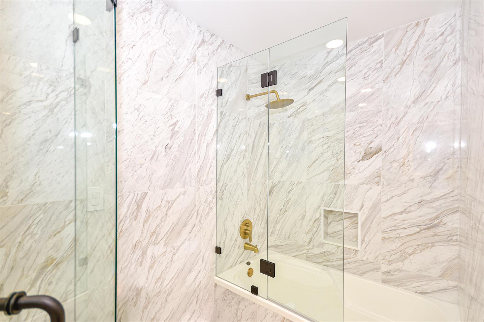 Photo of 10101 Collins #7d, Bal Harbour, Florida, 33154 - _DSC3459