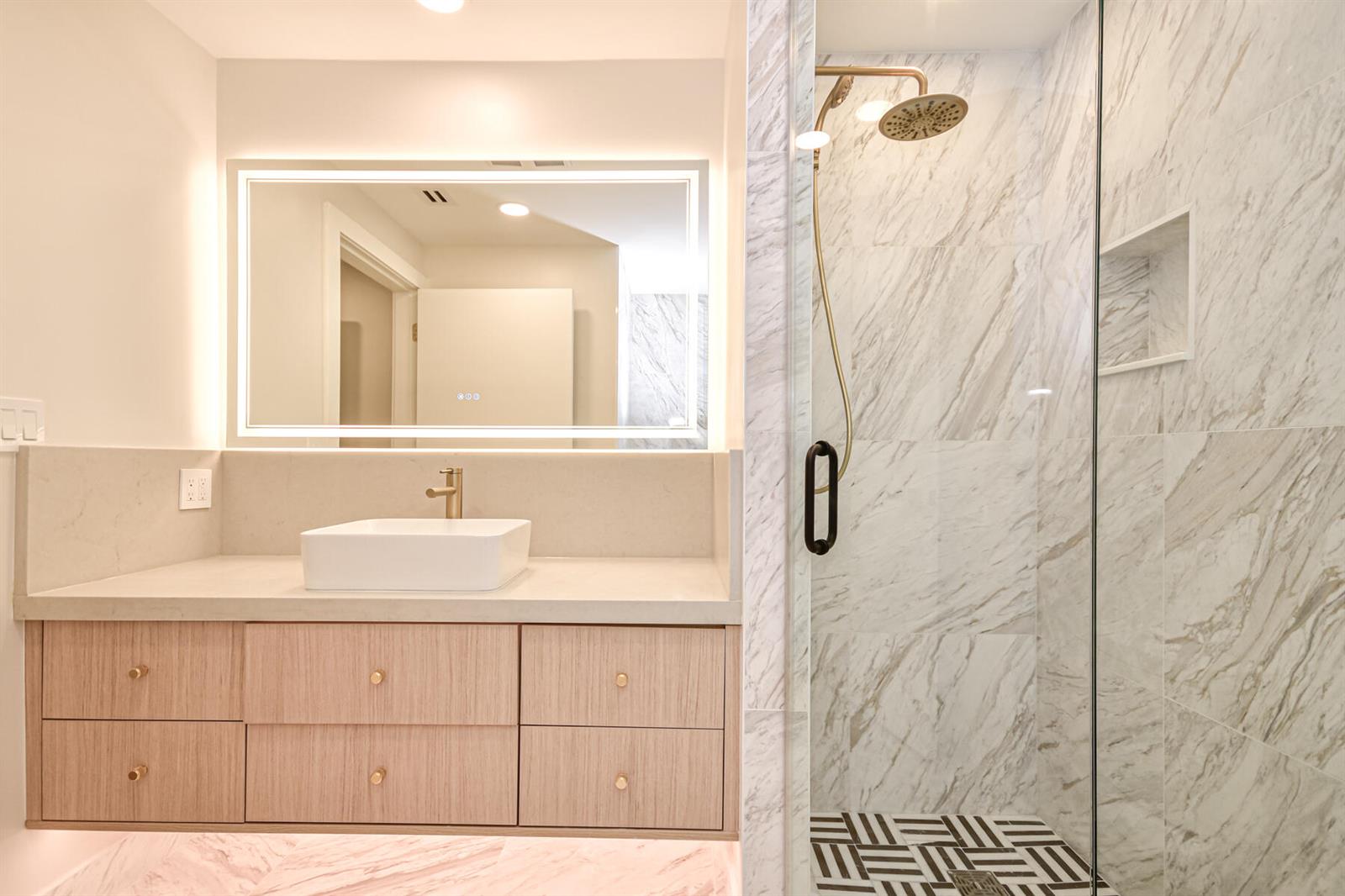 Photo of 10101 Collins #7d, Bal Harbour, Florida, 33154 - _DSC3462