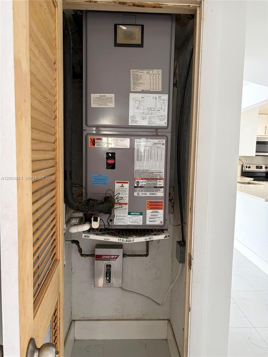 Ver detalles D201 2 / 2 1156 sq. ft. $ 2026-04-21 0 foto