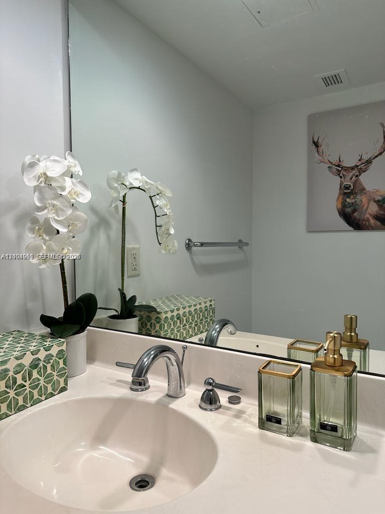 Photo of 3000 Ocean Dr  #414, Hollywood, Florida, 33019 - 