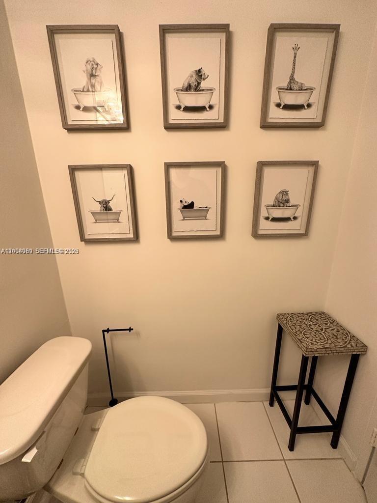 Photo of 3000 Ocean Dr  #414, Hollywood, Florida, 33019 - 