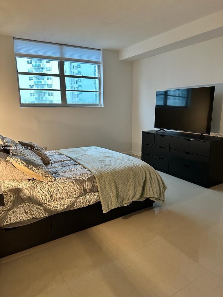 Photo of 3000 Ocean Dr  #414, Hollywood, Florida, 33019 - 