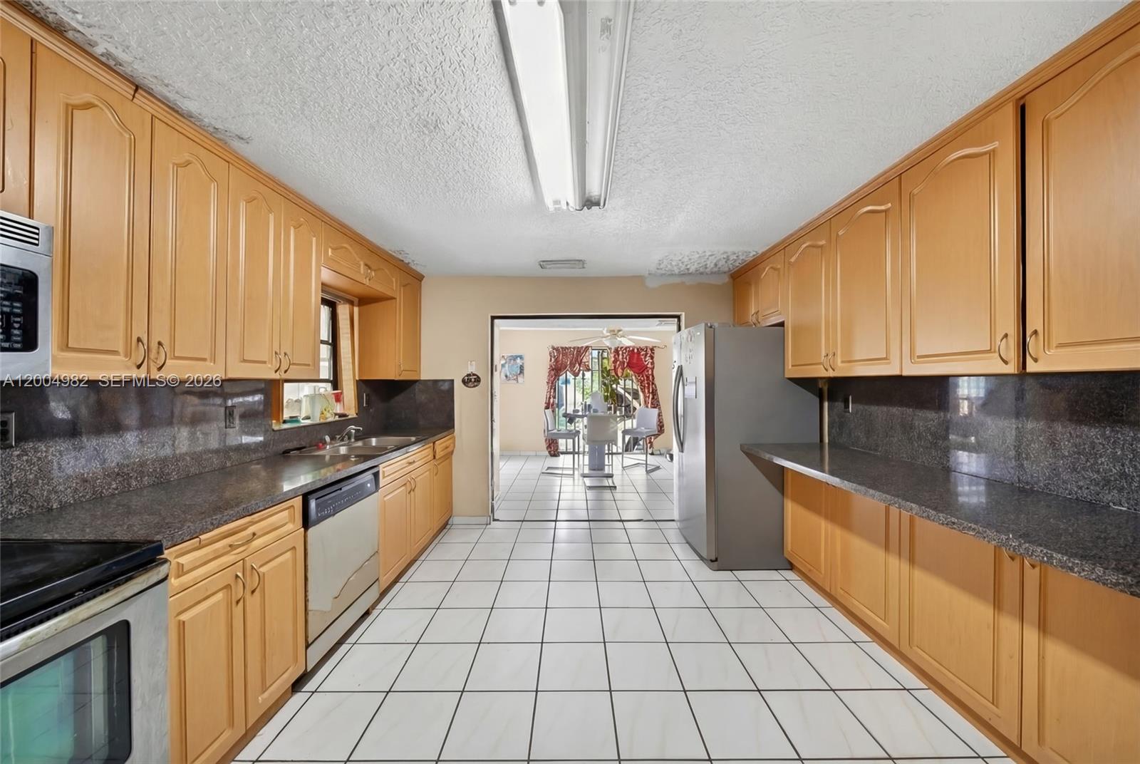 See details / 3158 sq. ft. $ 2026-04-21 0 Photo