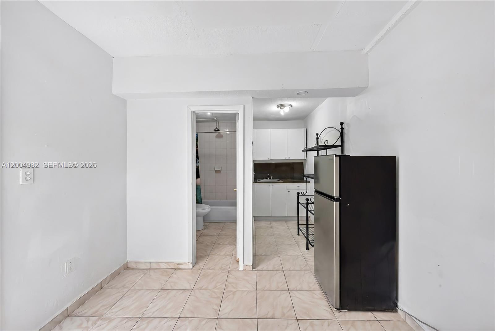 See details / 3158 sq. ft. $ 2026-04-21 0 Photo