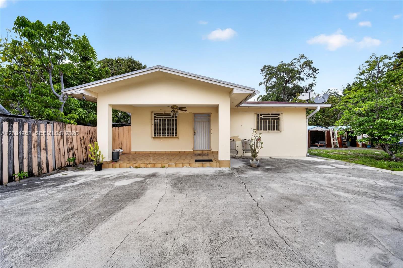 See details / 3158 sq. ft. $ 2026-04-21 0 Photo
