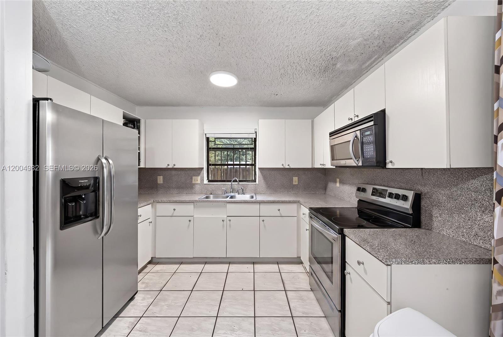 See details / 3158 sq. ft. $ 2026-04-21 0 Photo