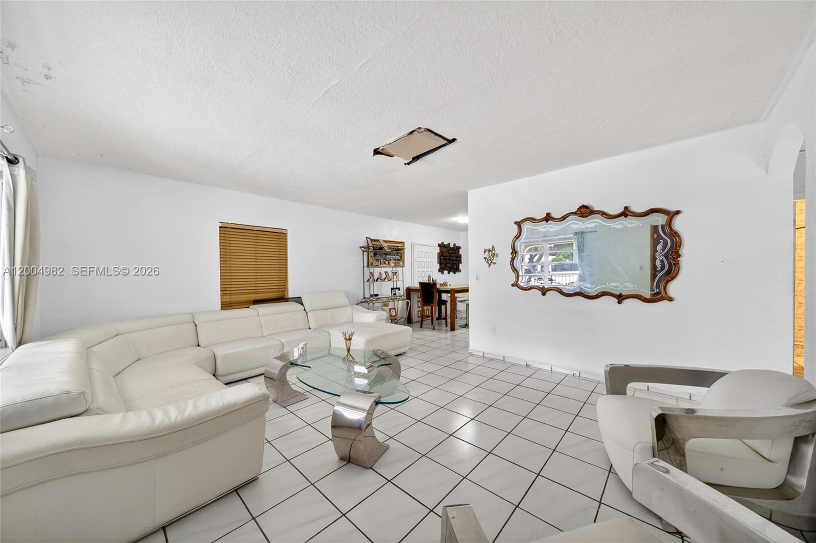 See details / 3158 sq. ft. $ 2026-04-21 0 Photo