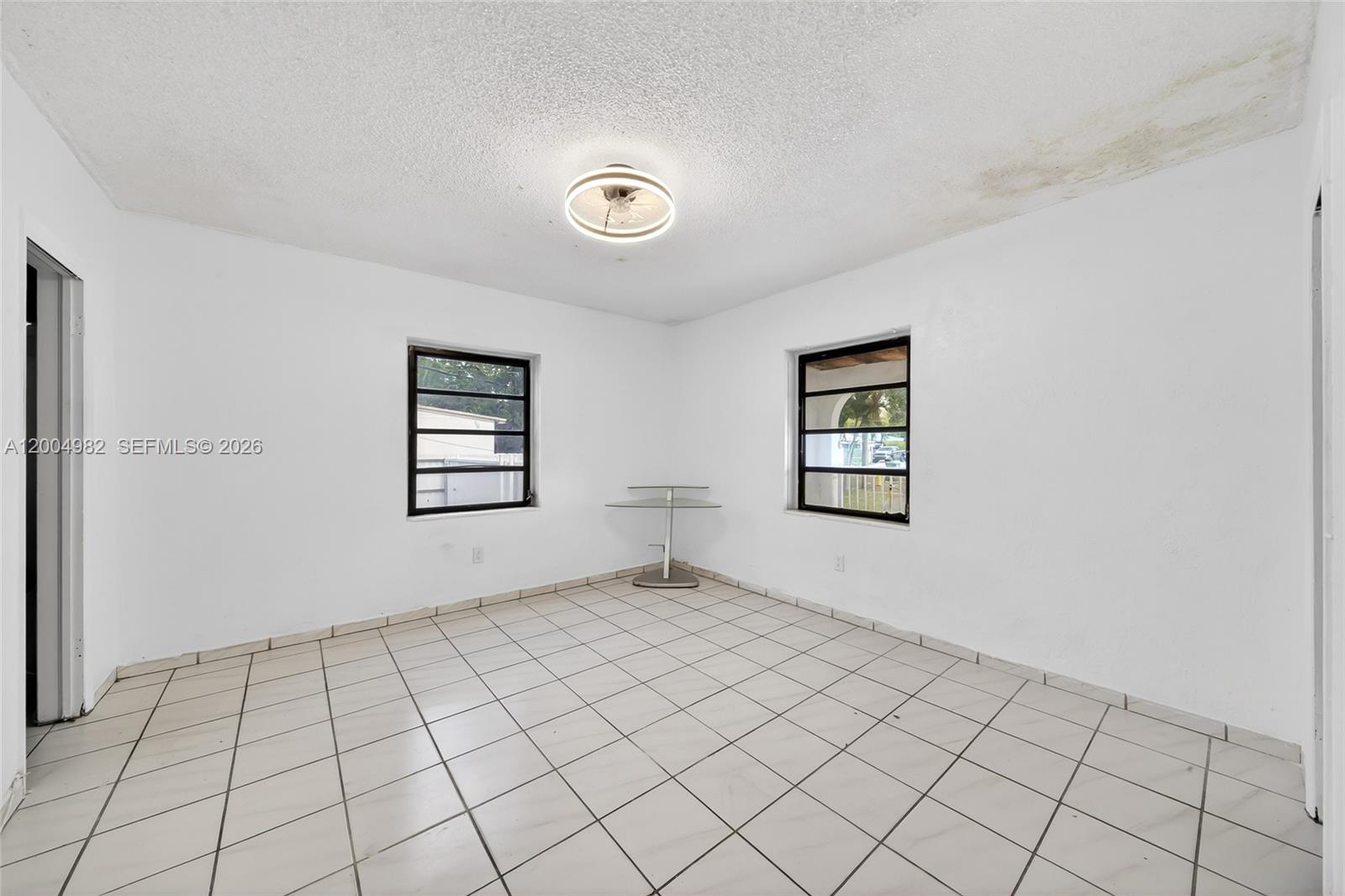 See details / 3158 sq. ft. $ 2026-04-21 0 Photo