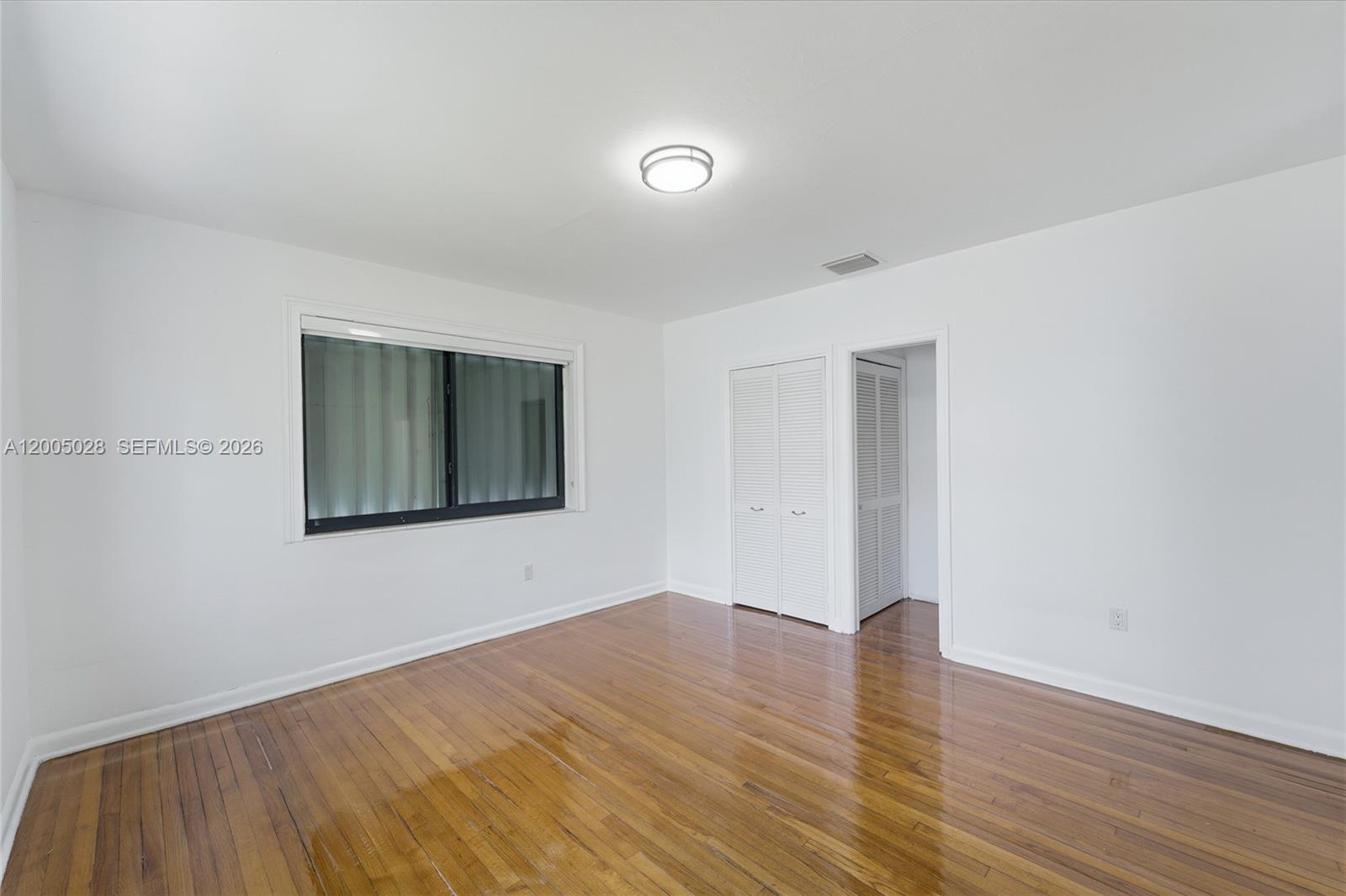 1020 3 / 3 2123 sq. ft. $ 2026-04-21 0 Photo