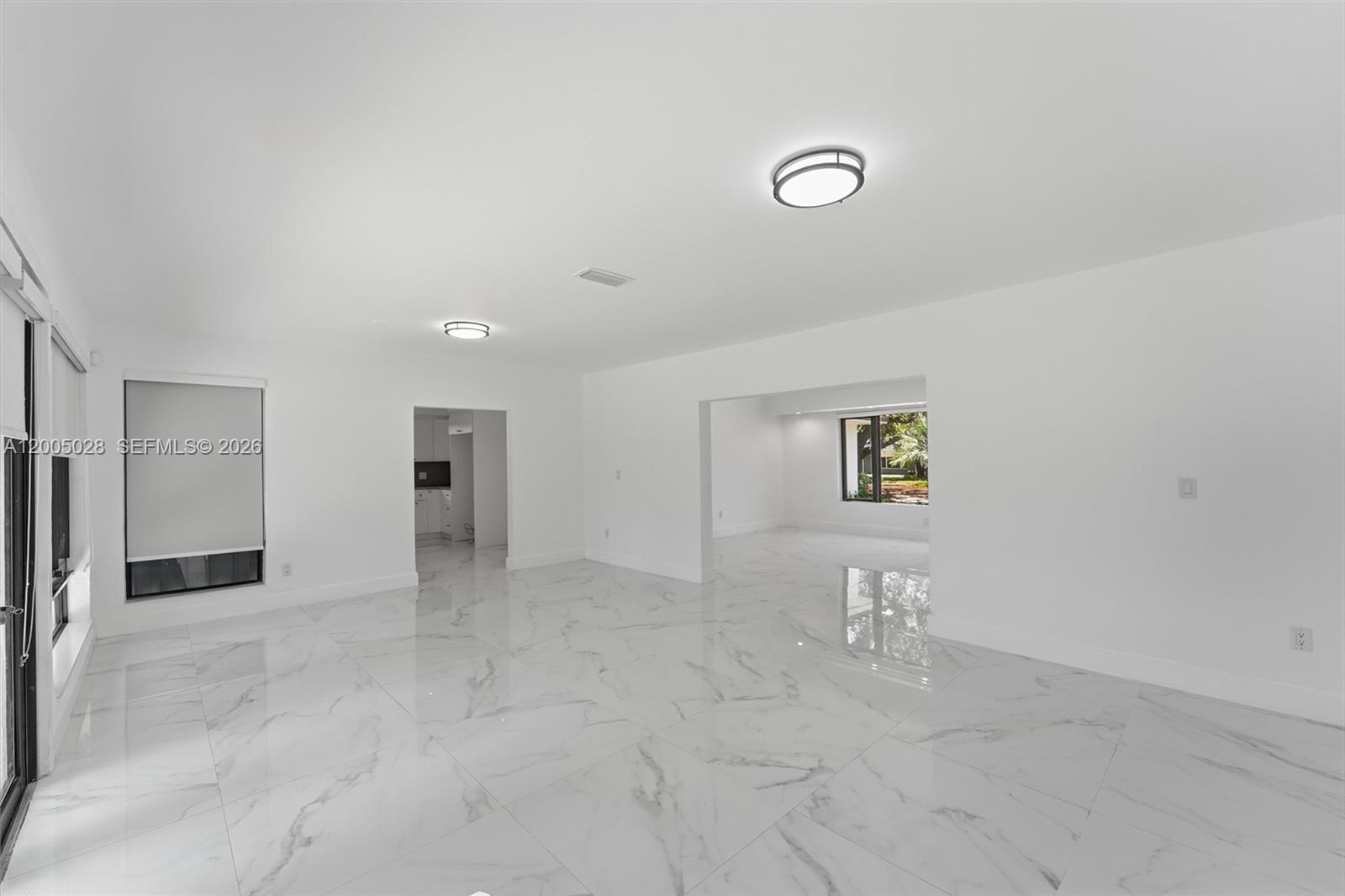 1020 3 / 3 2123 sq. ft. $ 2026-04-21 0 Photo