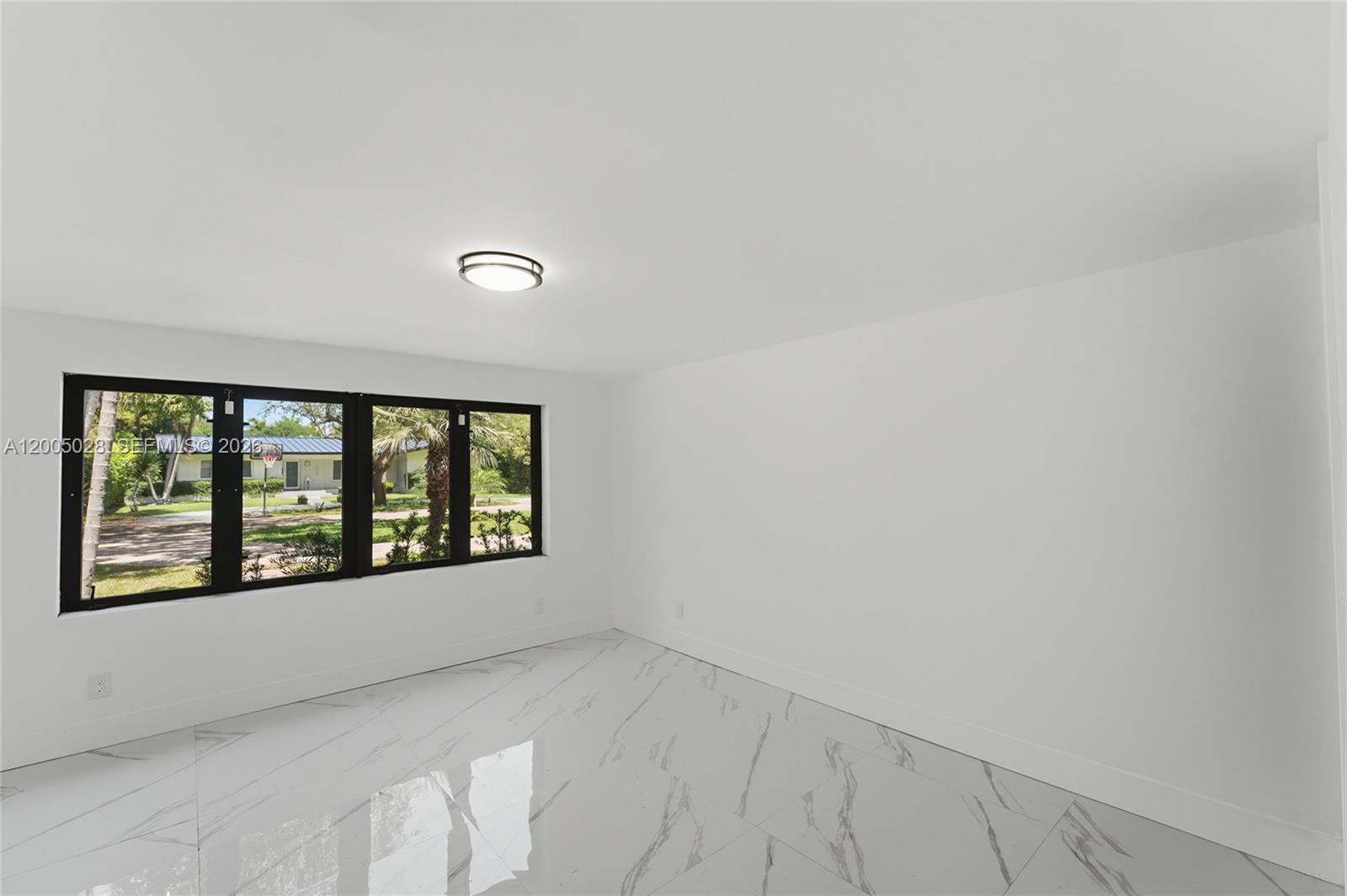 1020 3 / 3 2123 sq. ft. $ 2026-04-21 0 Photo